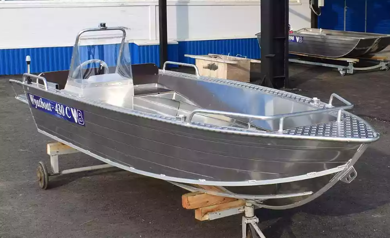 Алюминиевый катер Wyatboat-430 C в Кирове Алюминиевый катер Wyatboat-430 C в Кирове
