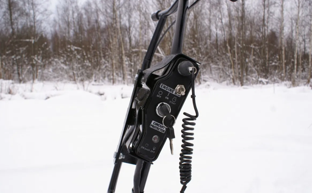 Мотобуксировщик БТС «МАЛЕК» 380/7 БЕЗ э/зап. Б/У в Кирове