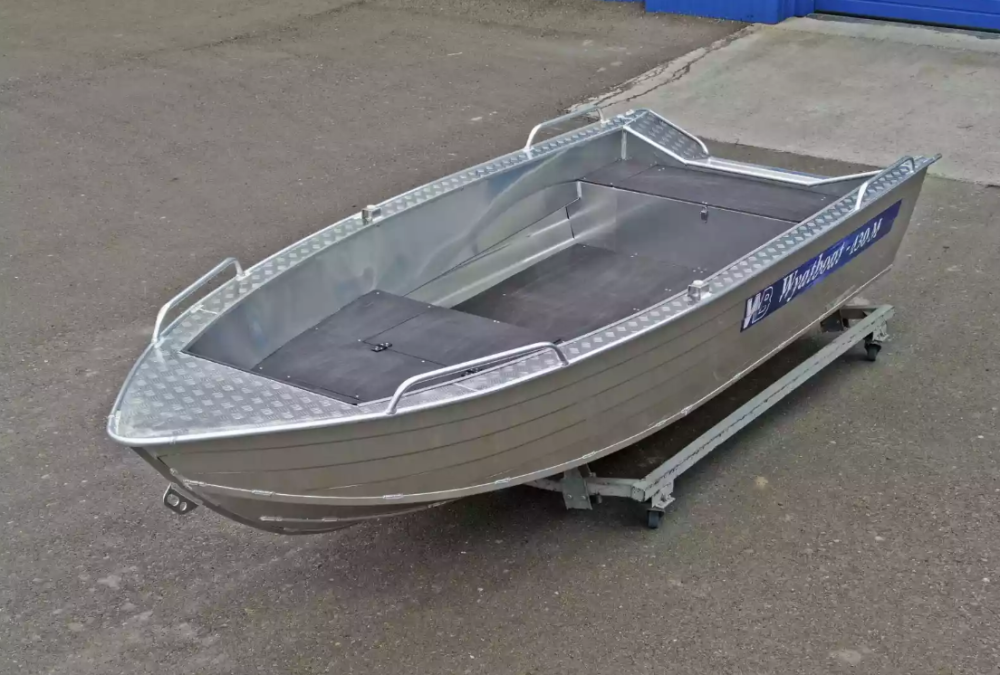 Алюминиевая лодка  Wyatboat-430М FISH в Кирове