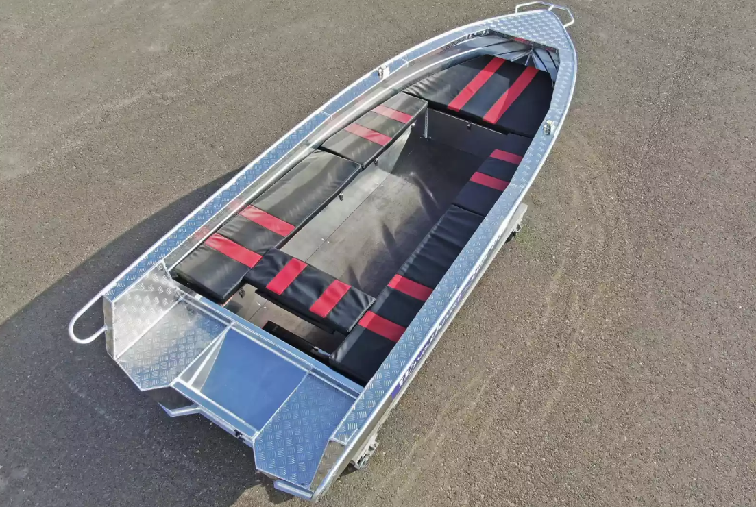 Алюминиевая лодка Wyatboat-390РМ увеличенный борт в Кирове