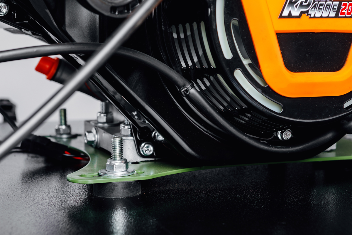 МОТОБУКСИРОВЩИК IKUDZO TERRAIN 1500/700 EKR20 в Кирове