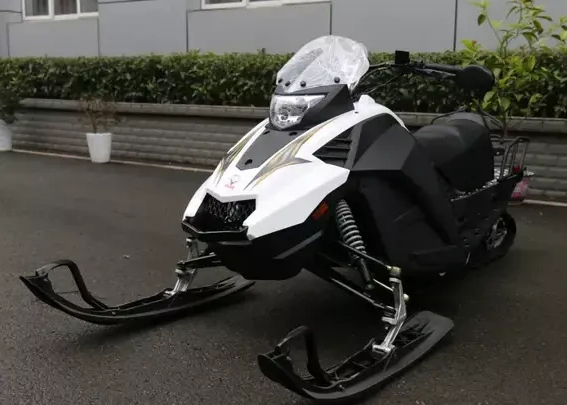 Снегоход ULAR 220 в Кирове