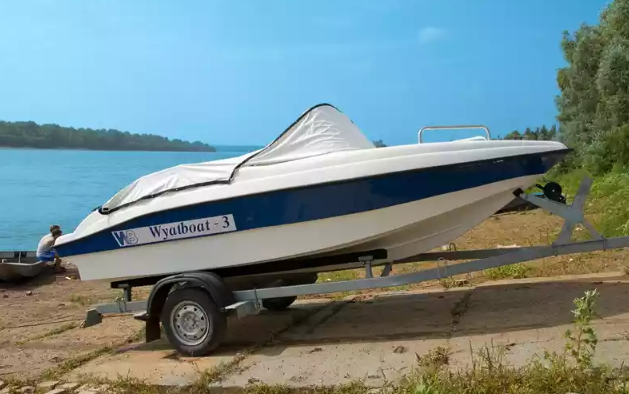 Стеклопластиковый катер Wyatboat-3 (c рундуками) в Кирове Стеклопластиковый катер Wyatboat-3 (c рундуками) в Кирове
