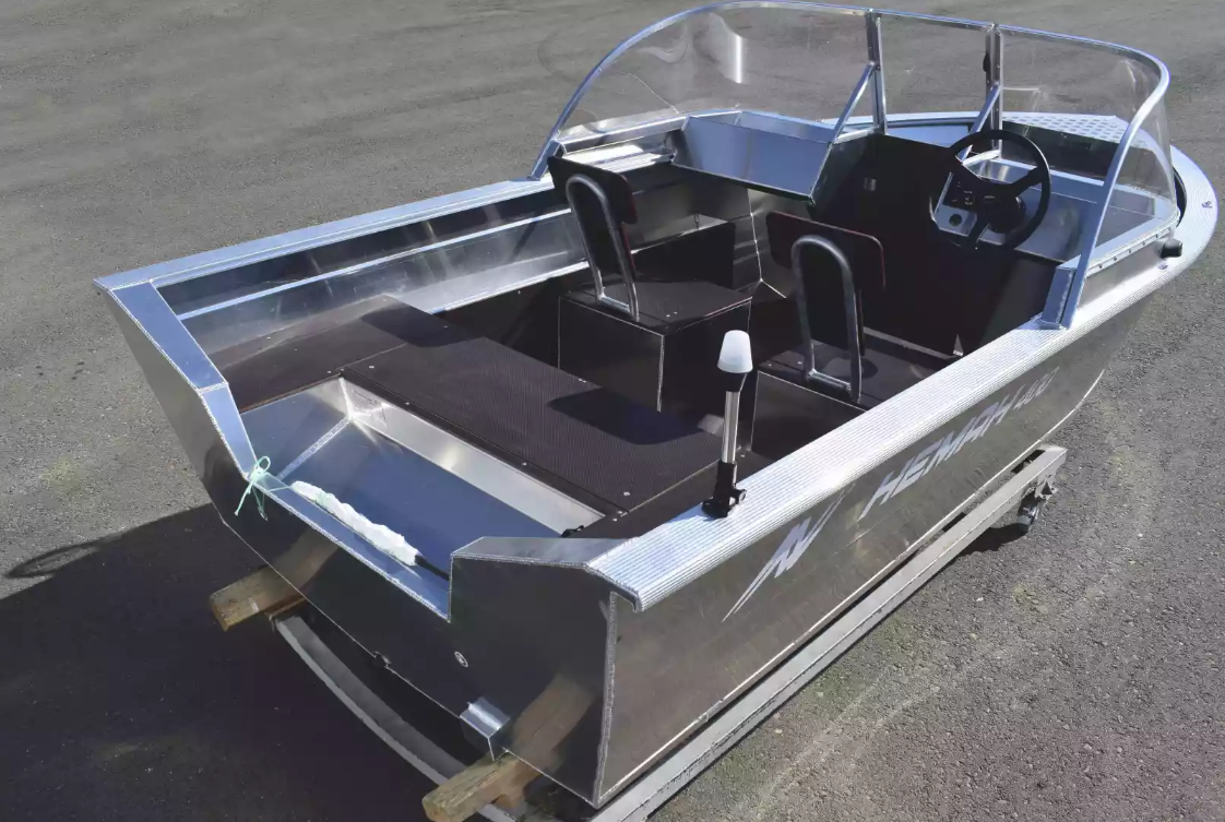 Алюминиевая лодка  Неман-400 DCM в Кирове