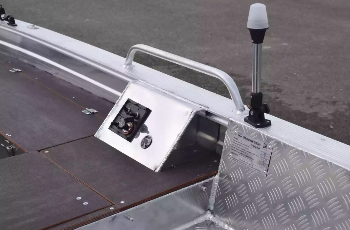 Алюминиевая лодка Wyatboat-390РМ в Кирове