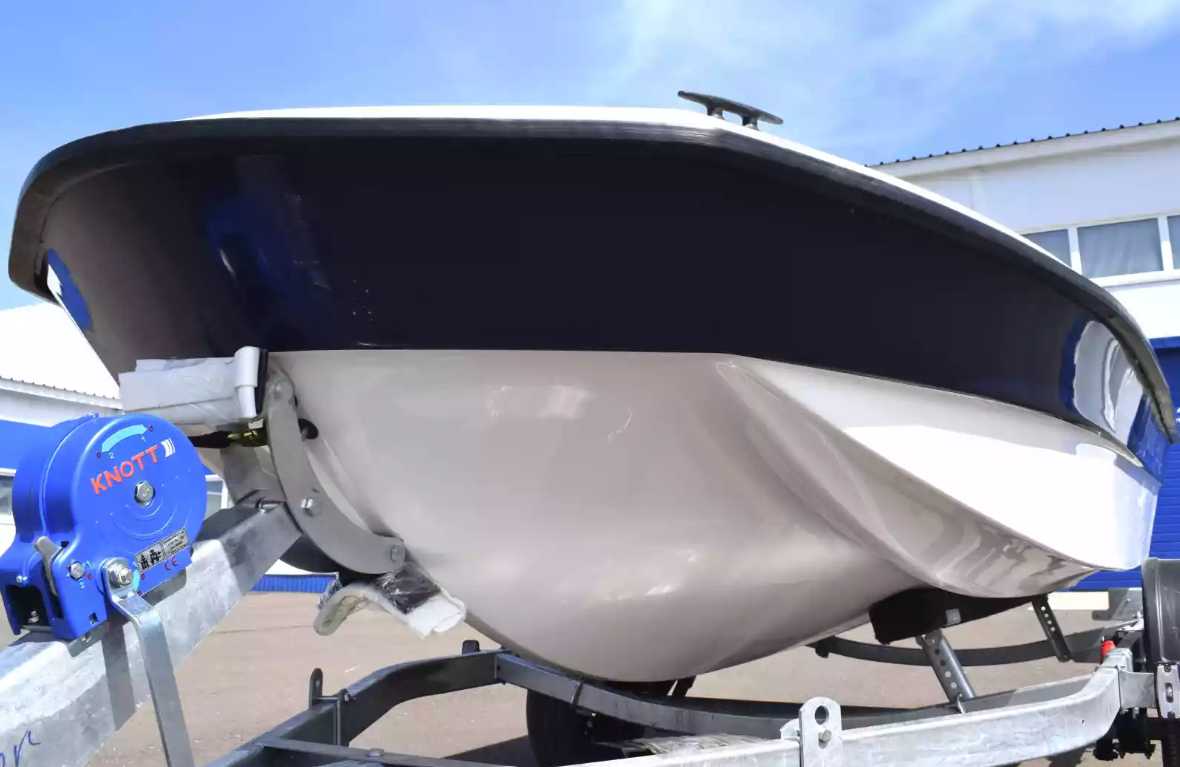 Стеклопластиковая лодка Wyatboat 430 тримаран в Кирове
