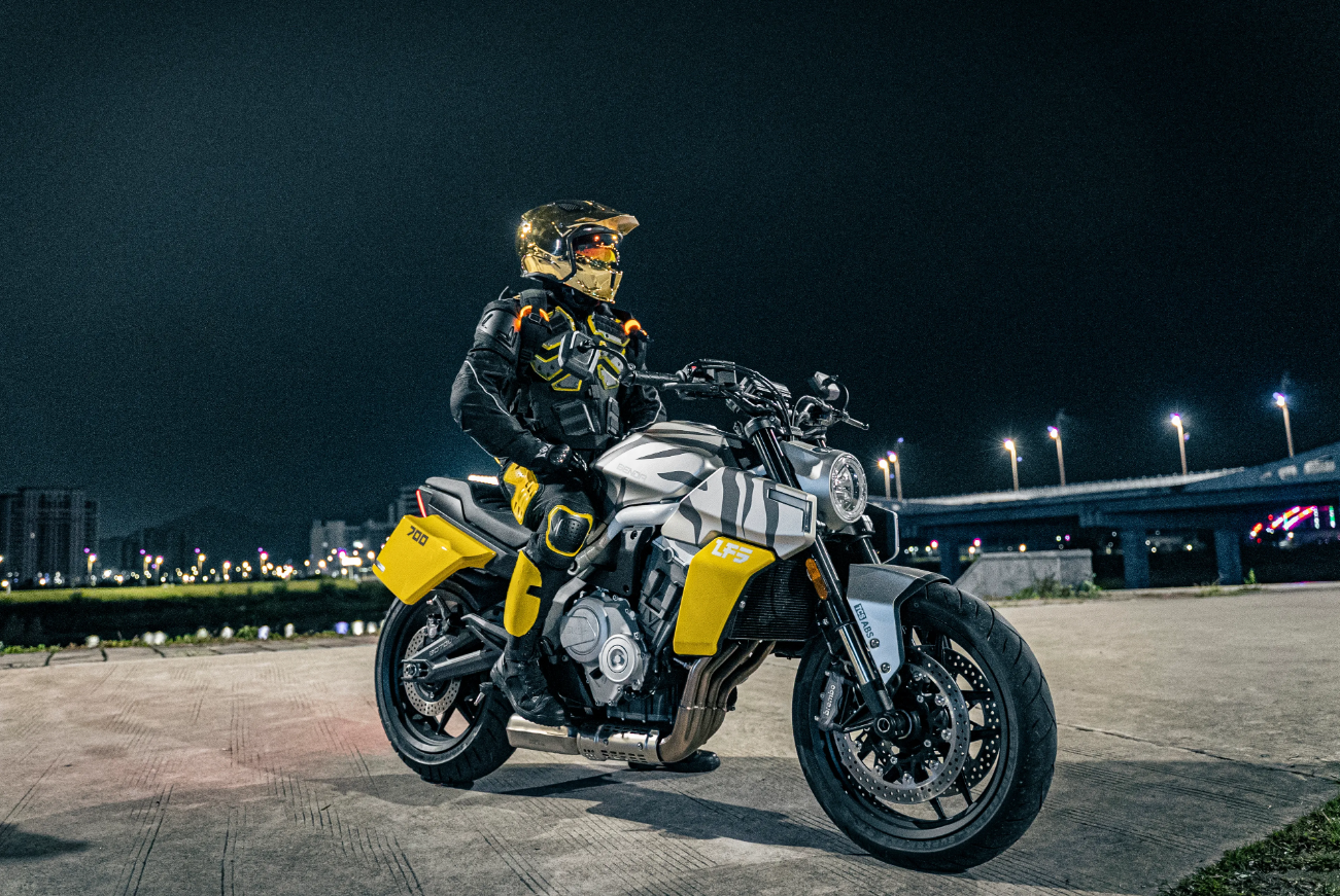 Мотоцикл Benda LFS 700 в Кирове