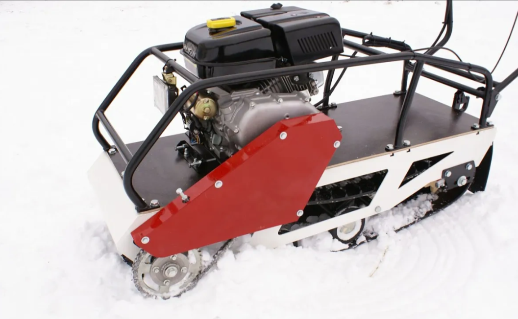 Мотобуксировщик БТС «МАЛЕК» 380/7 БЕЗ э/зап. Б/У в Кирове