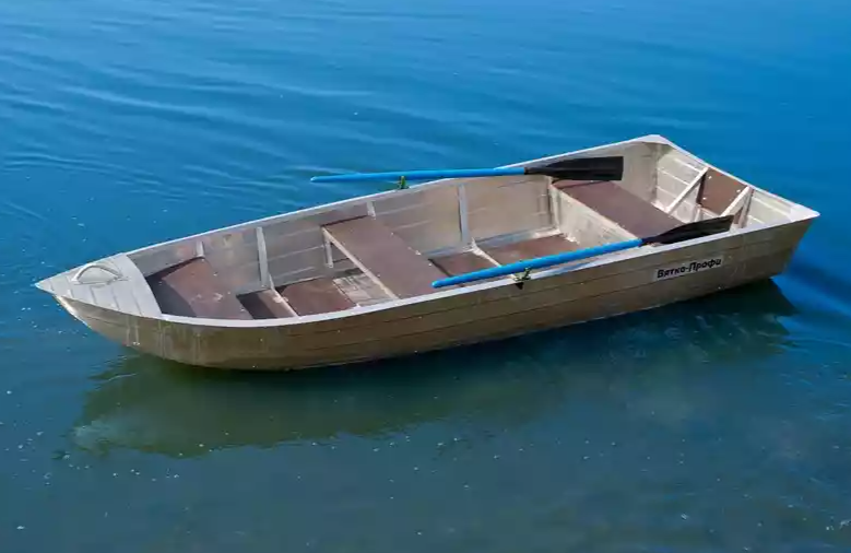 Алюминиевая лодка Вятка-Профи 37 в Кирове