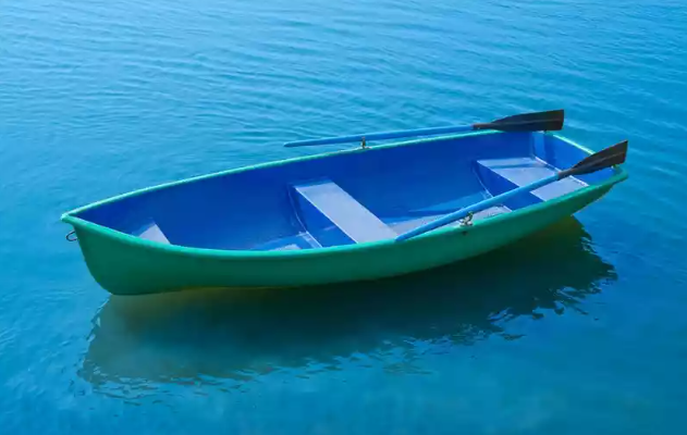 Стеклопластиковая лодка Дельфин в Кирове