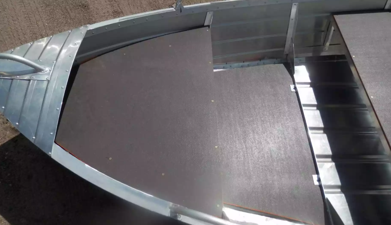 Алюминиевая лодка Вятка-Профи 32 в Кирове