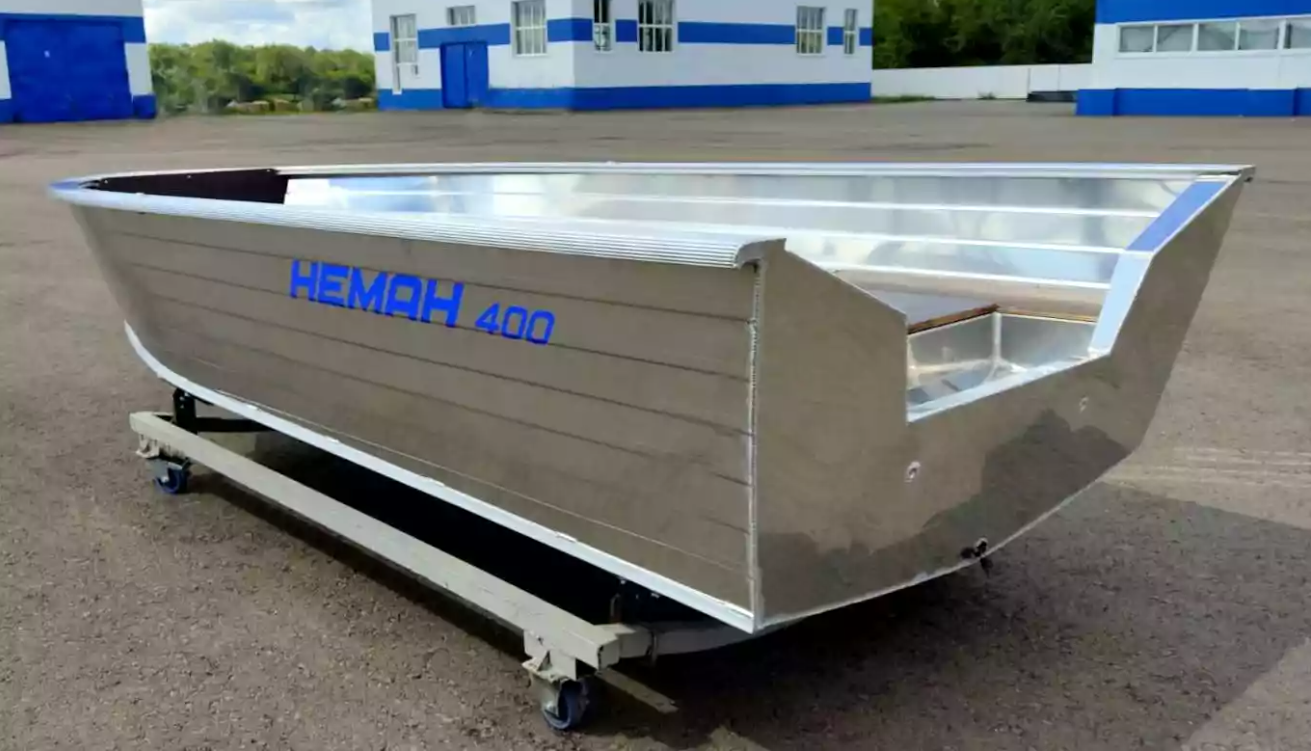 Алюминиевая лодка Неман-400 в Кирове