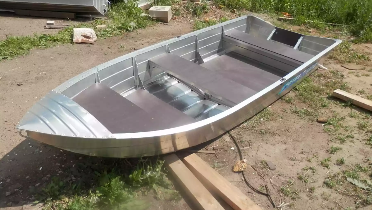 Алюминиевая лодка Вятка-Профи 32 в Кирове