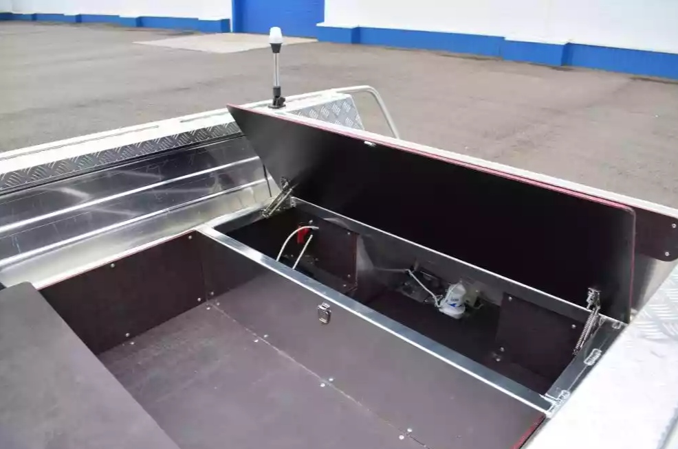 Алюминиевая лодка Wyatboat-390 DCM Увеличенный борт в Кирове