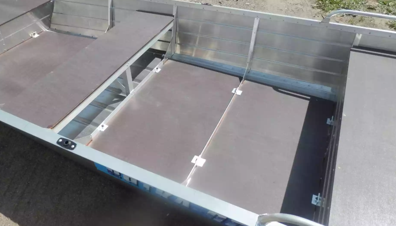 Алюминиевая лодка Вятка-Профи 32 в Кирове