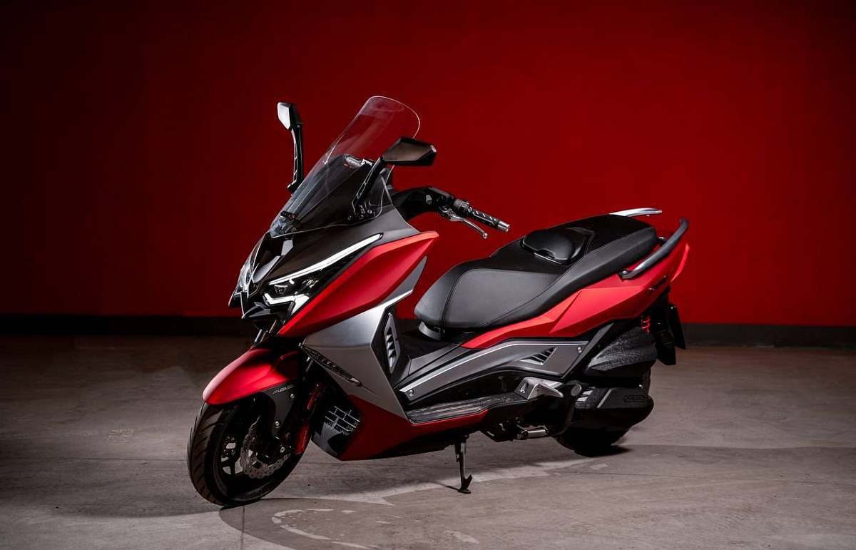 МАКСИСКУТЕР ARIIC 318 в Кирове