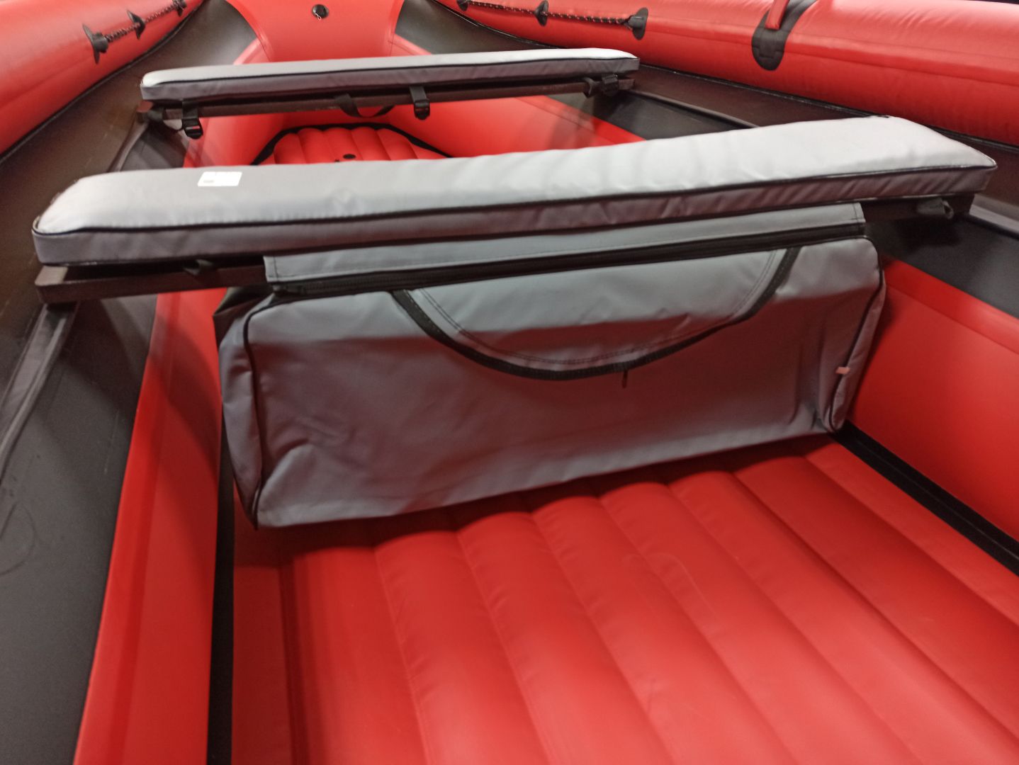 КОМПЛЕКТ МЯГКИХ НАКЛАДОК С СУМКОЙ ДЛЯ ЛОДОК 110Х20 СЕРЫЙ в Кирове