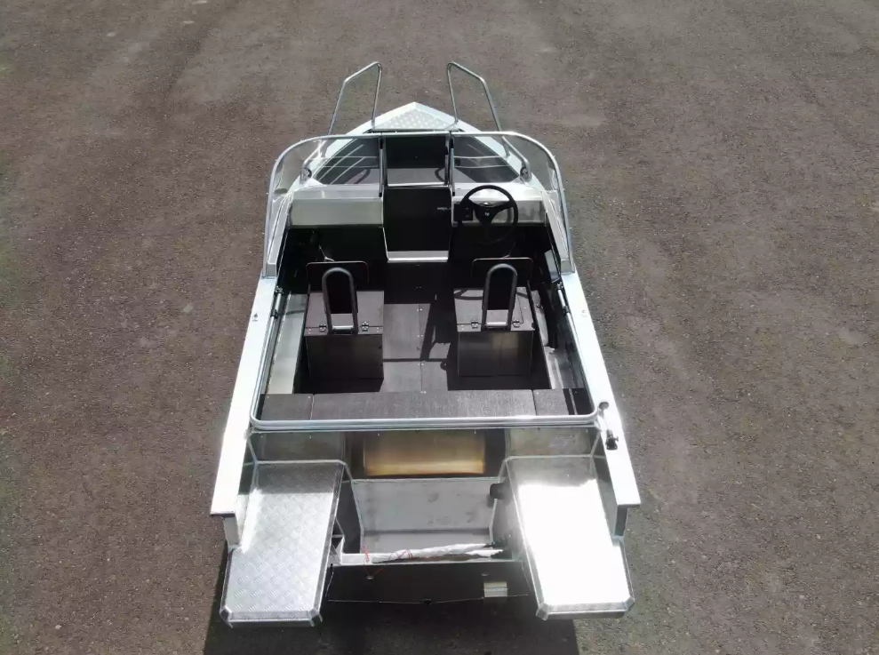 Алюминиевая лодка  Неман-400 DCM NEW в Кирове