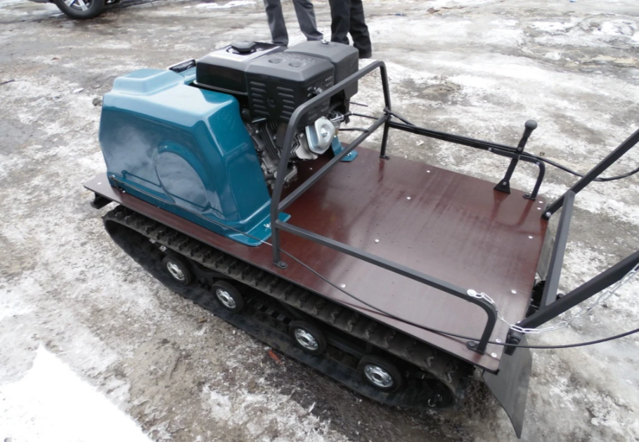 Мотобуксировщик AhtaR LR13 с реверс-вариатором Буран (задний ход) в Кирове