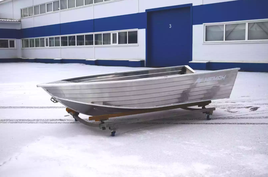 Алюминиевая лодка Неман-400 в Кирове