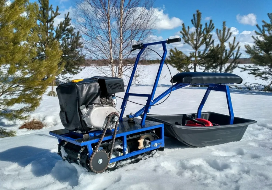 Мини-мотобуксировщик Альбатрос-М с фарой в Кирове