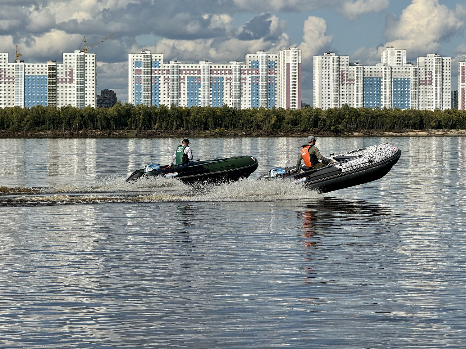 Лодка MISHIMO BIG FLOOR 440 в Кирове