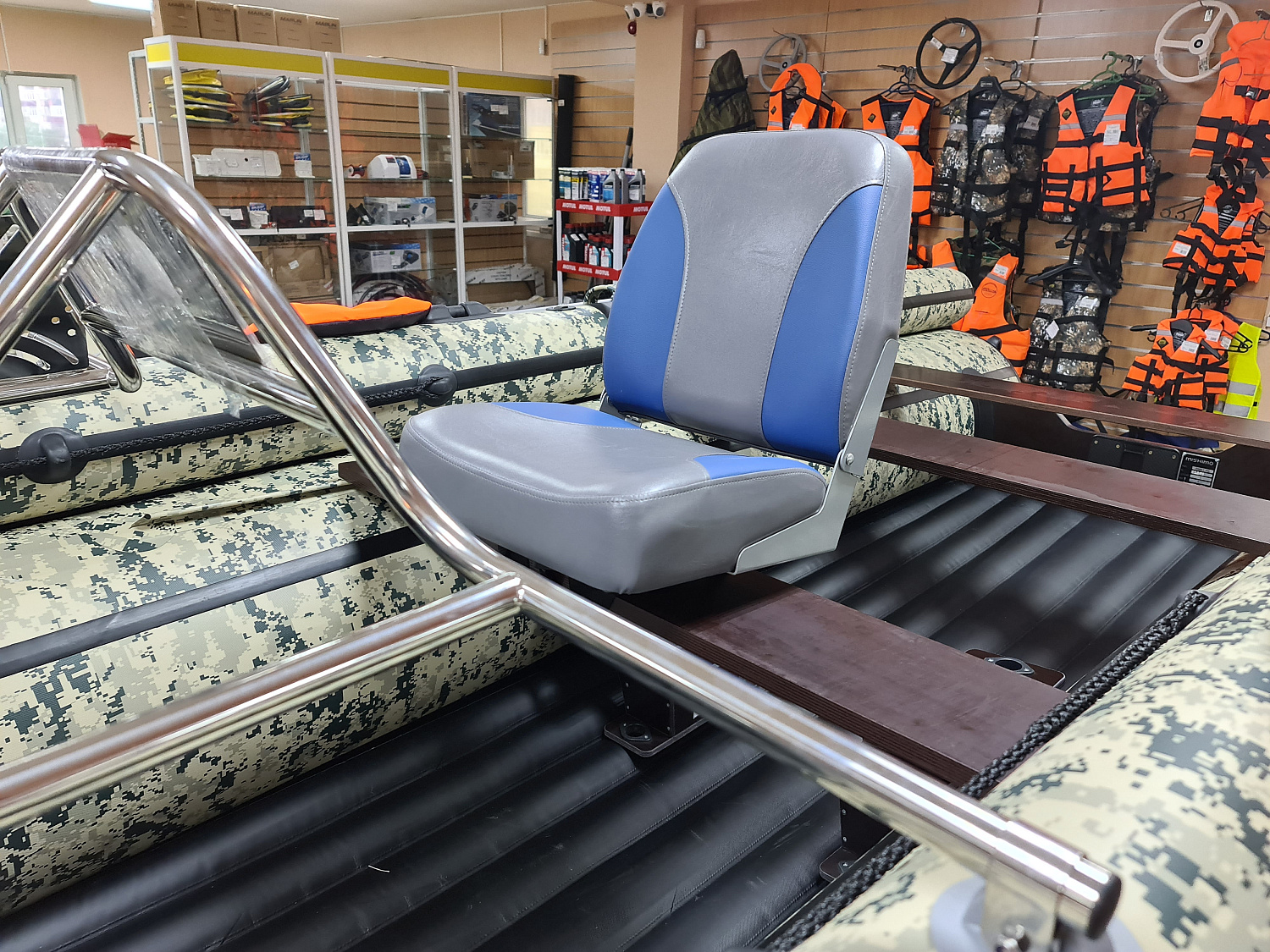 КРЕСЛО МЯГКОЕ РАСКЛАДНОЕ С ПОВОРОТНЫМ МЕХАНИЗМОМ ДЛЯ ЛОДОК в Кирове