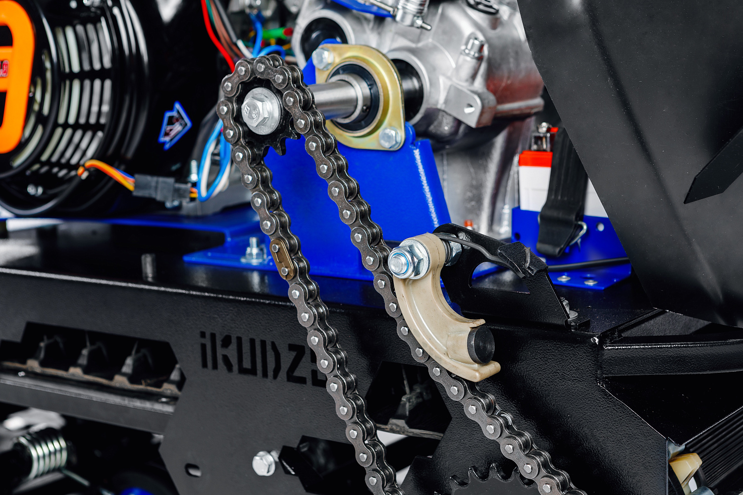 МОТОБУКСИРОВЩИК IKUDZO LONG 2.0 1700/500 EKR19 в Кирове