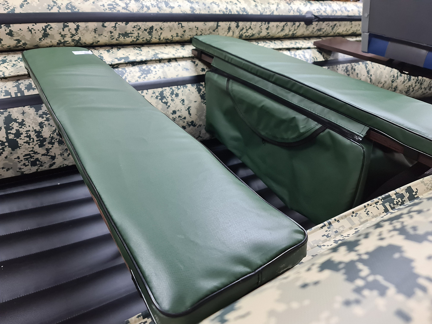 КОМПЛЕКТ МЯГКИХ НАКЛАДОК С СУМКОЙ ДЛЯ ЛОДОК 110Х20 ЗЕЛЕНЫЙ в Кирове
