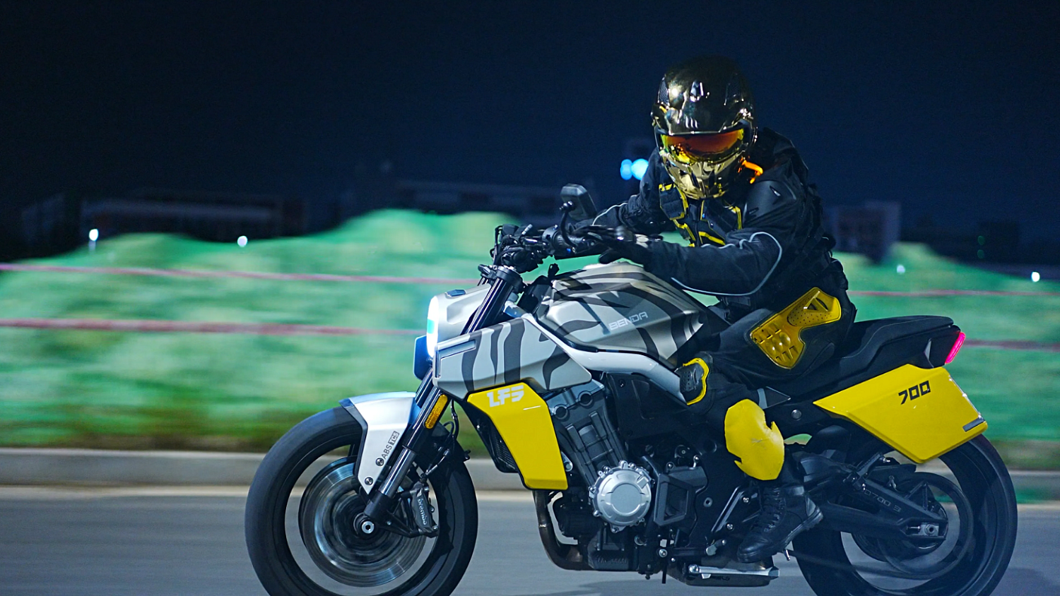 Мотоцикл Benda LFS 700 в Кирове